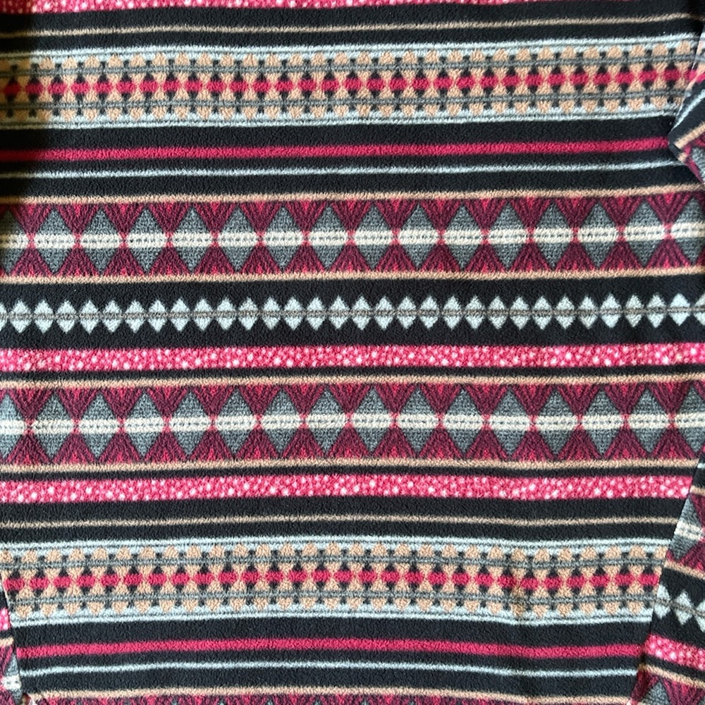 Patterned Fleece - Picture 2 of 4